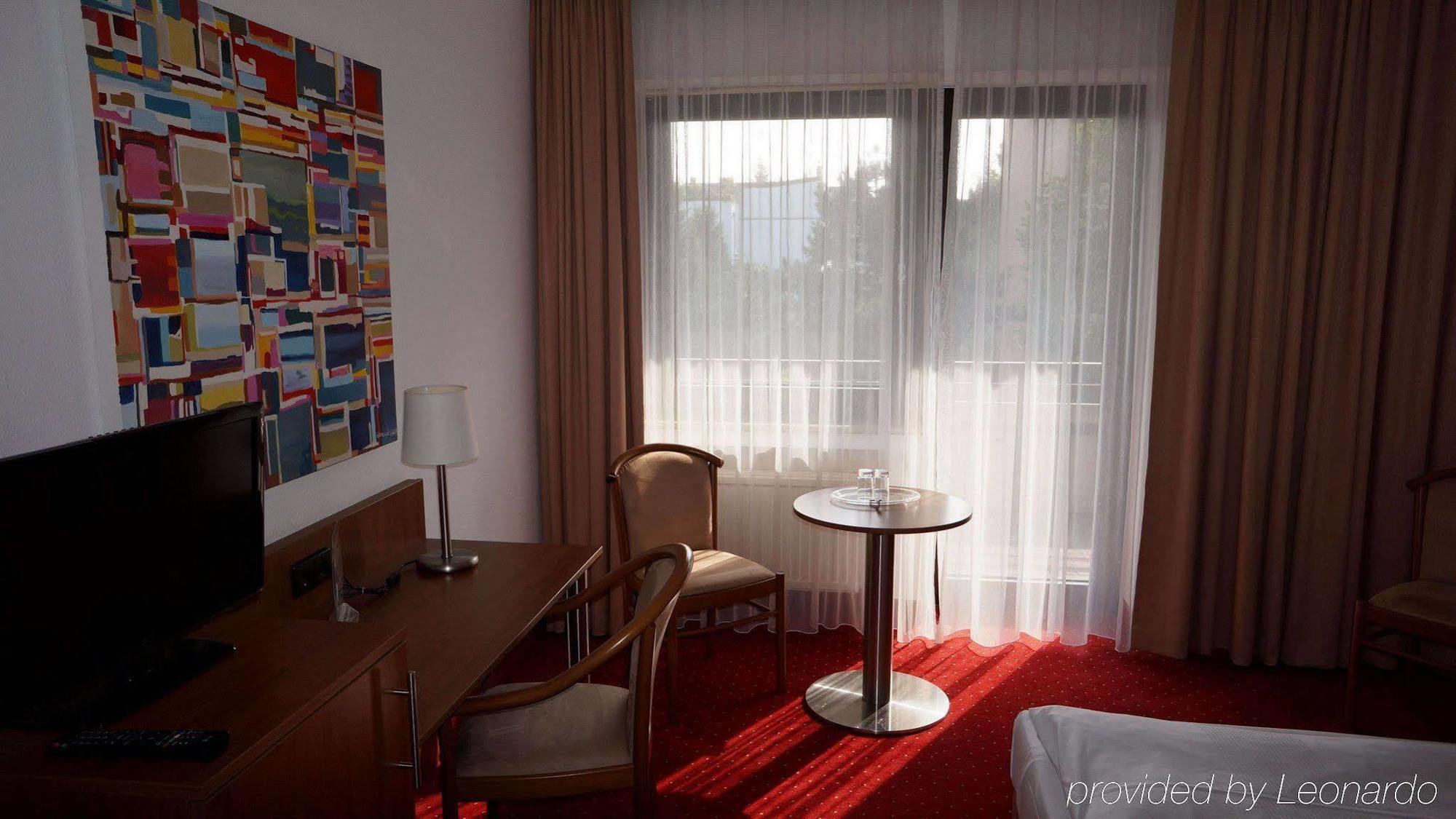 Binnewies City Hotel Нойс Экстерьер фото